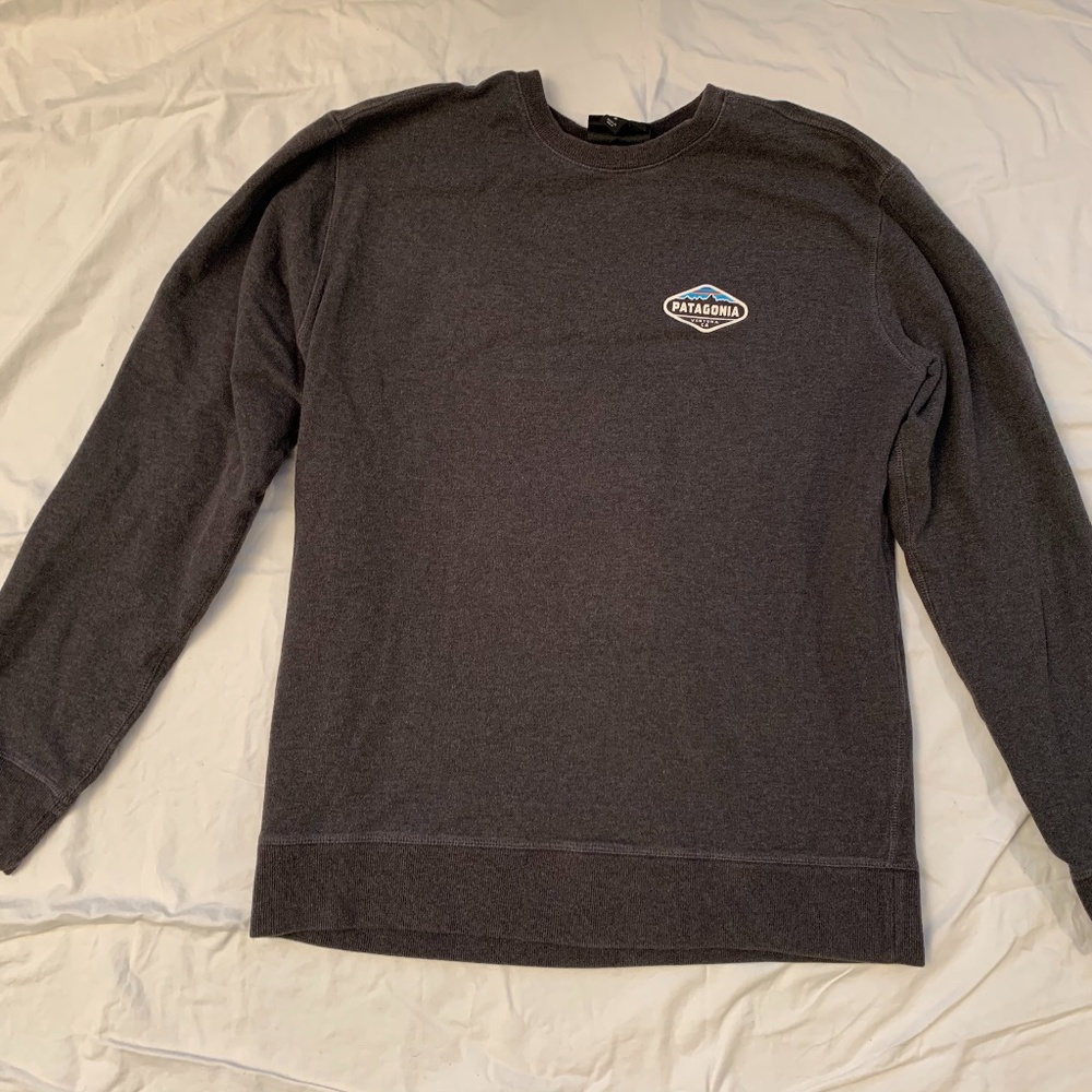 Patagonia Dark Grey Crewneck Sweatshirt